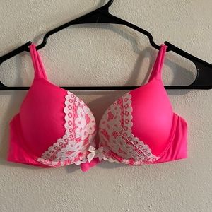 Victoria’s Secret push up bra